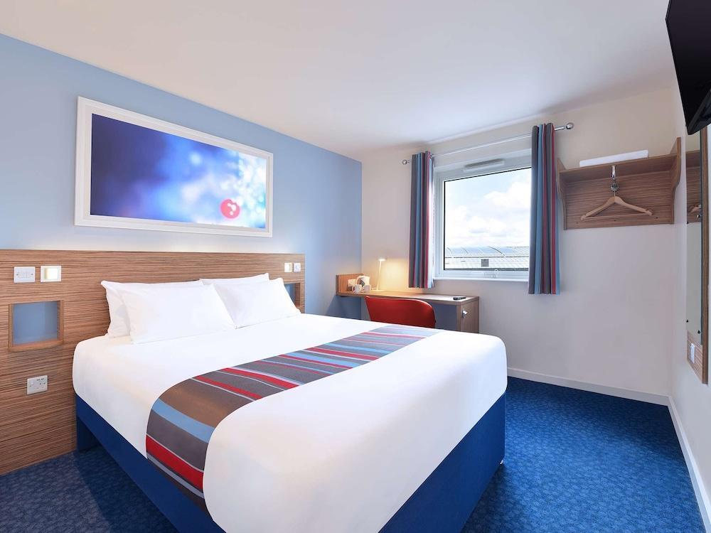 Travelodge Manchester Central Arena Exterior photo