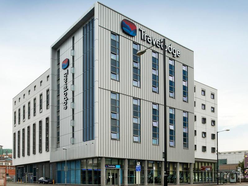 Travelodge Manchester Central Arena Exterior photo